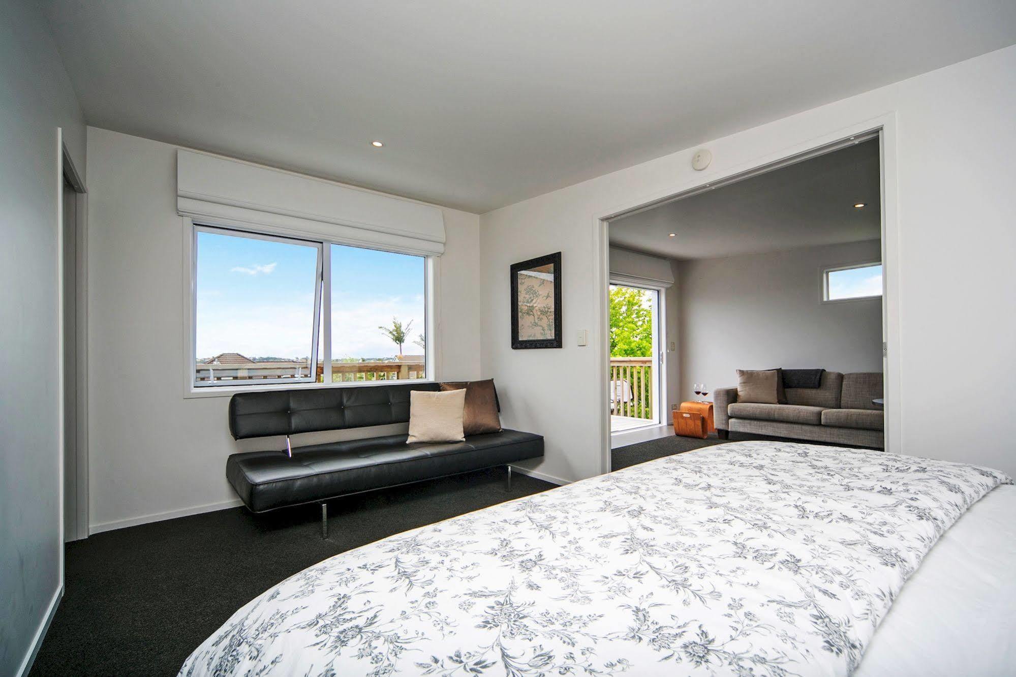 Kohimarama Beach Bed & Breakfast - Style And Privacy In Superb Location Auckland Eksteriør billede