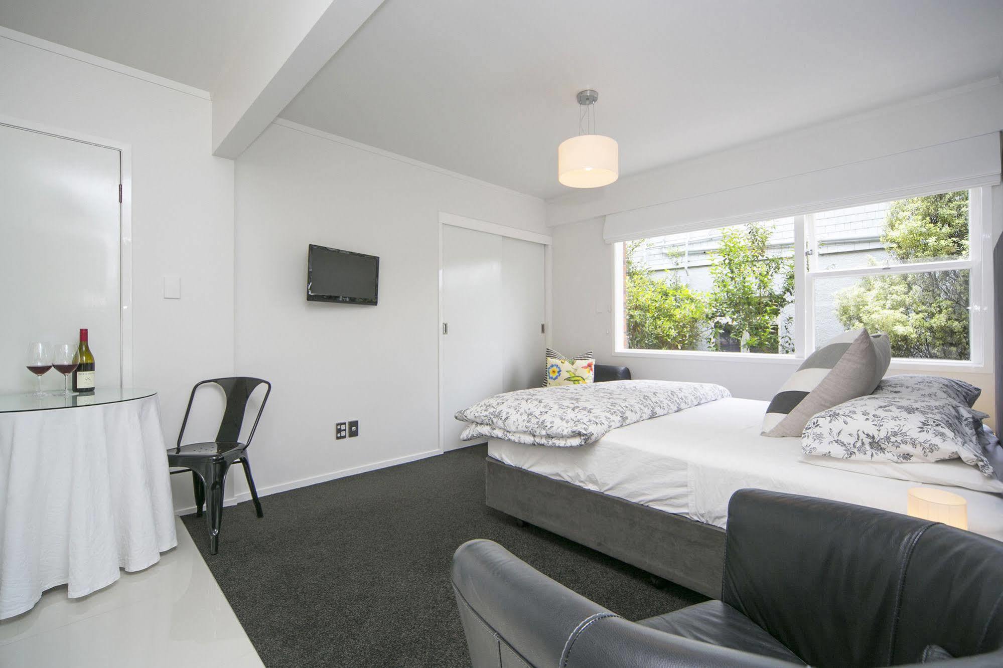 Kohimarama Beach Bed & Breakfast - Style And Privacy In Superb Location Auckland Eksteriør billede