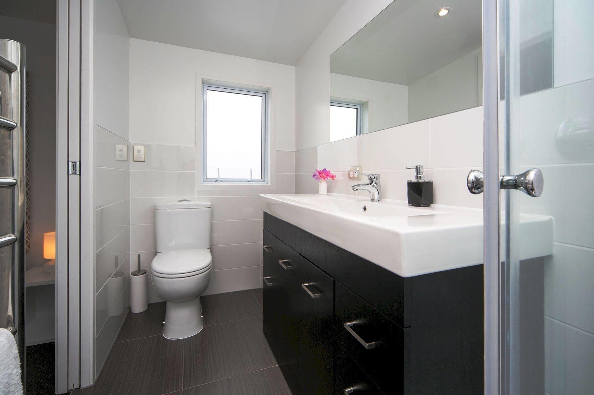 Kohimarama Beach Bed & Breakfast - Style And Privacy In Superb Location Auckland Eksteriør billede